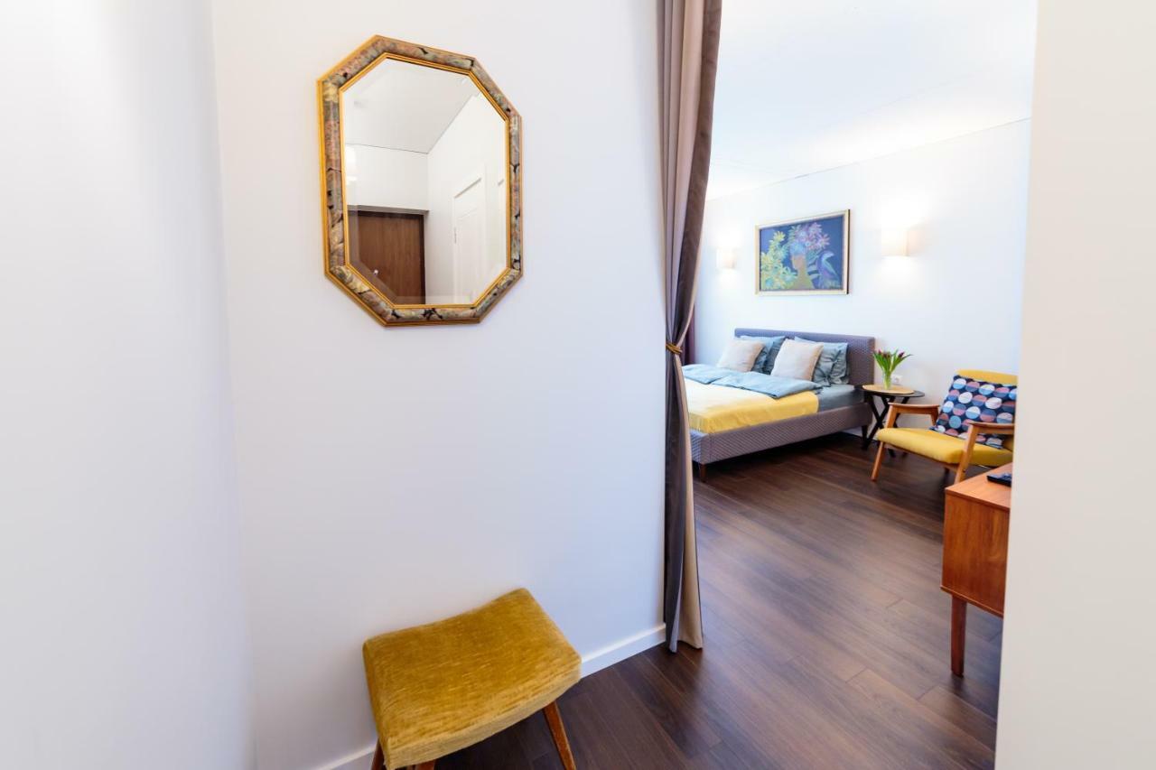Romantic Apartment Close To The Old Town Vilnius Bagian luar foto